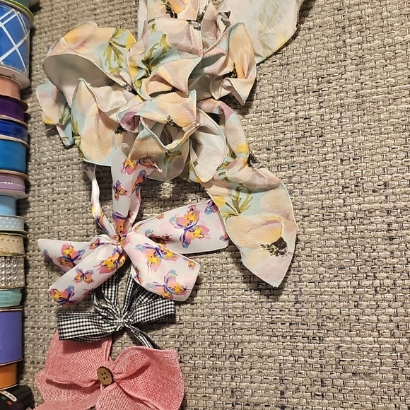 Colorful Ribbon and Bow Set - Picture 2 of 6